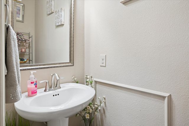 8268 Kara Creek Road, Frisco, TX 75036