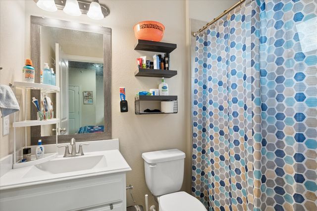 8268 Kara Creek Road, Frisco, TX 75036