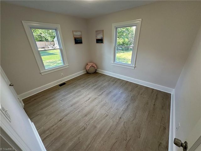 520 Delaware Avenue, Burlington, NC 27217