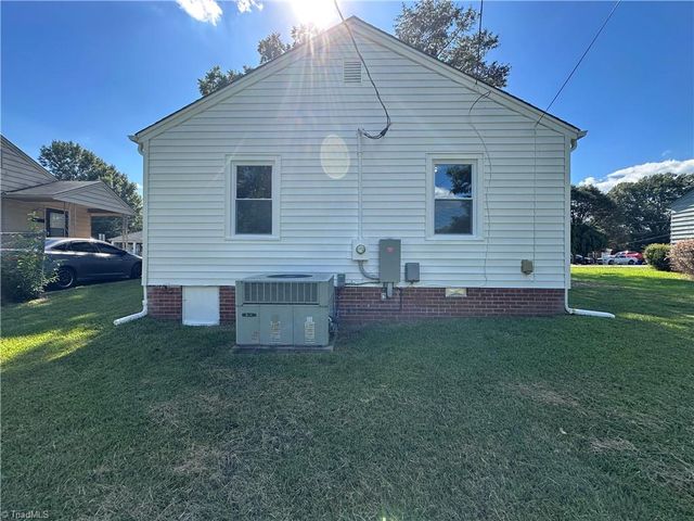 520 Delaware Avenue, Burlington, NC 27217