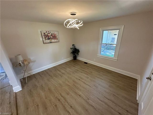 520 Delaware Avenue, Burlington, NC 27217