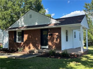 520 Delaware Avenue, Burlington, NC 27217