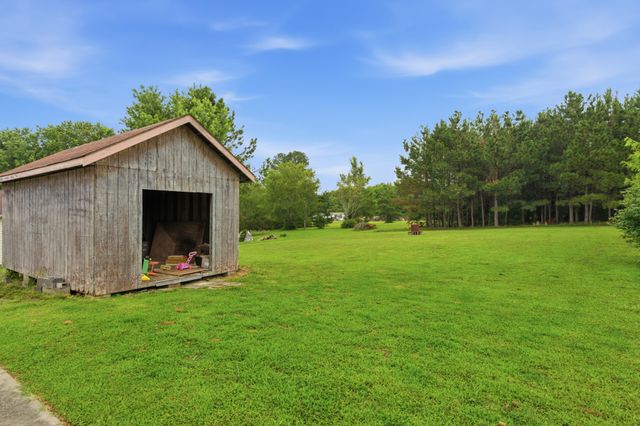 1787 Bearwallow Rd, Ashland City, TN 37015