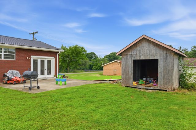 1787 Bearwallow Rd, Ashland City, TN 37015