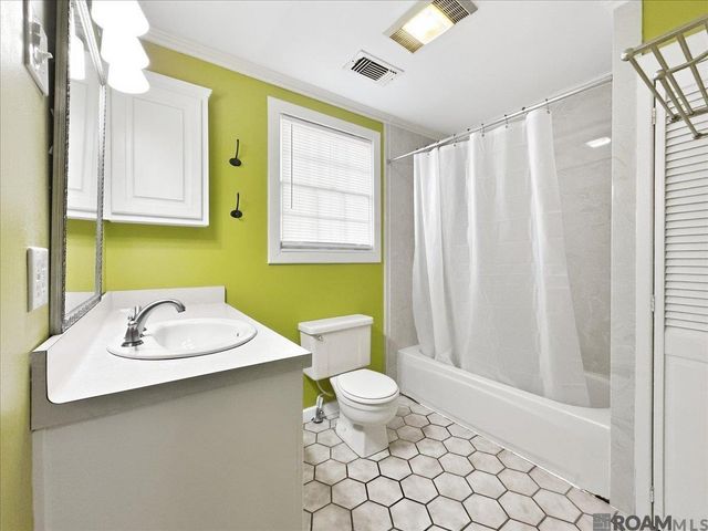 5228 Capital Heights Ave, Baton Rouge, LA 70806