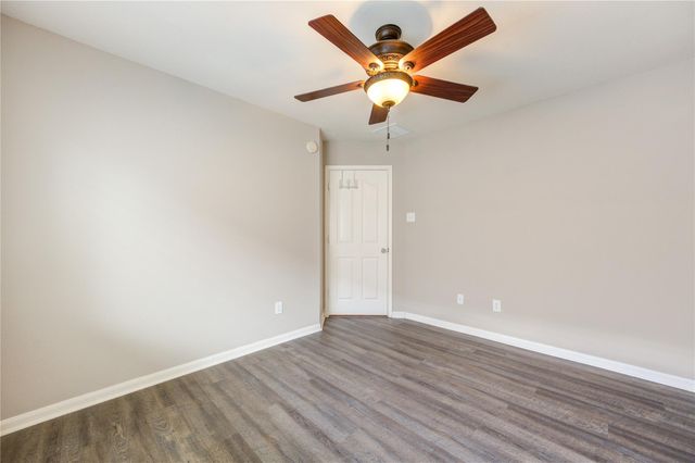1018 Sierra Springs Lane, Spring, TX 77373
