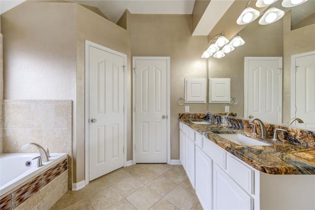 1018 Sierra Springs Lane, Spring, TX 77373
