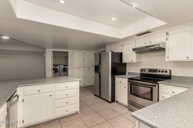 1832 E COLGATE Drive, Tempe, AZ 85283