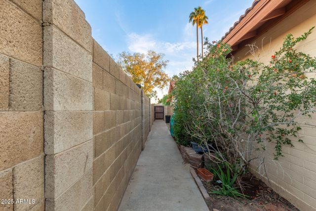 1832 E COLGATE Drive, Tempe, AZ 85283