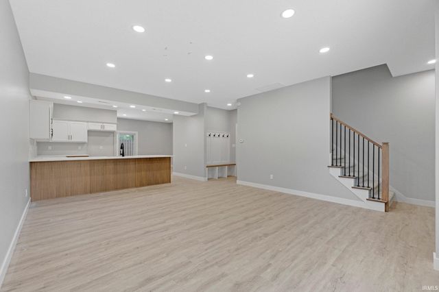 5964 N Clinton Street, Fort Wayne, IN 46825