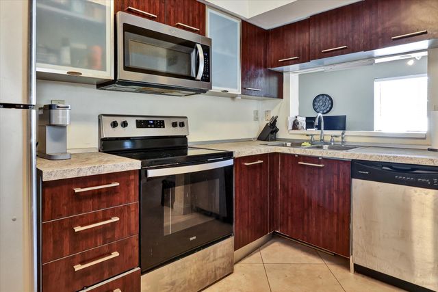 720 NW 91st Terrace, Plantation, FL 33324