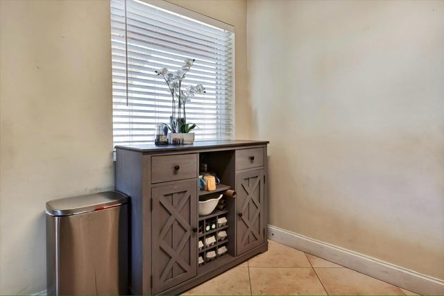 720 NW 91st Terrace, Plantation, FL 33324