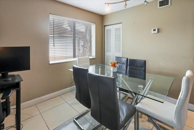 720 NW 91st Terrace, Plantation, FL 33324