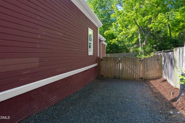 110 E Trinity Avenue, Durham, NC 27701