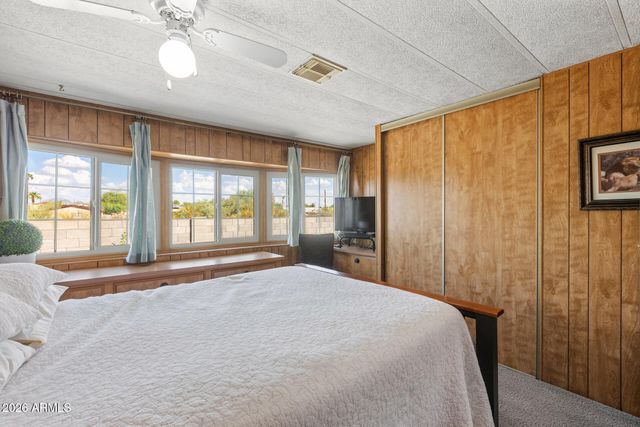 2523 E CONTENTION MINE Road 21, Phoenix, AZ 85032