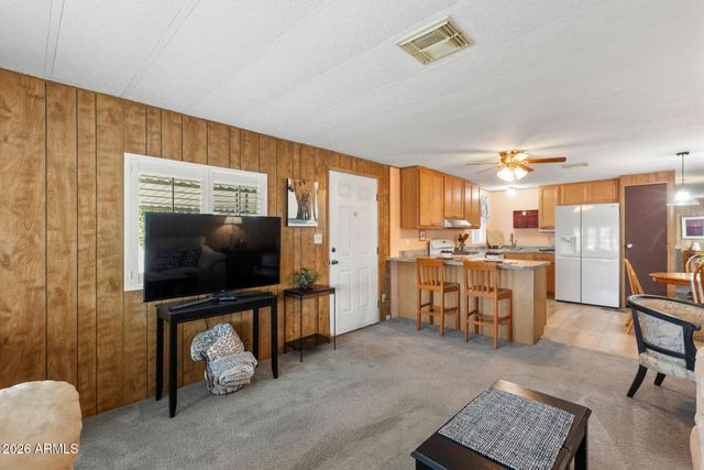 2523 E CONTENTION MINE Road 21, Phoenix, AZ 85032