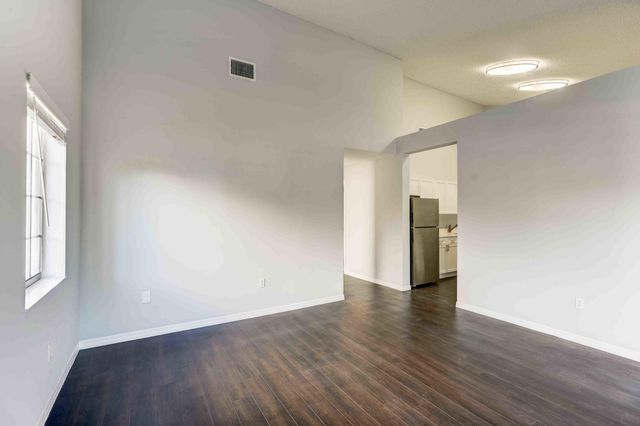 4685 N Haverhill Road D2, West Palm Beach, FL 33417