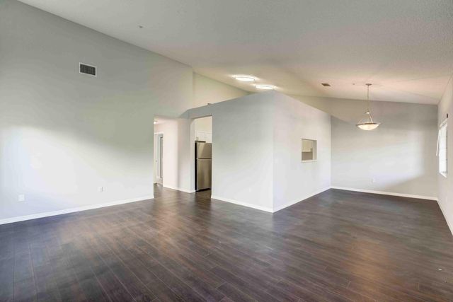 4685 N Haverhill Road D2, West Palm Beach, FL 33417