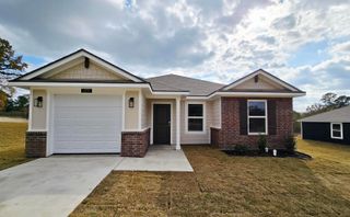 273 Omaha St., Gladewater, TX 75647