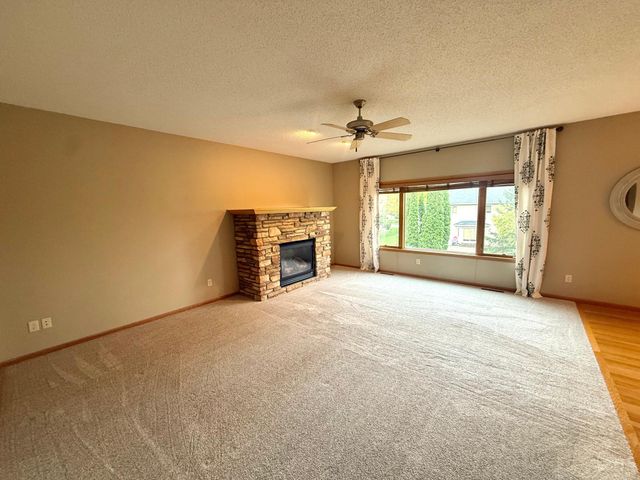 15353 Eagles Ridge NW, Prior Lake, MN 55372