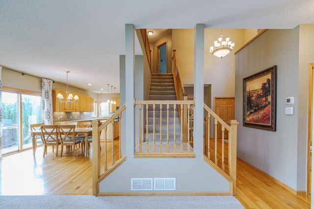 15353 Eagles Ridge NW, Prior Lake, MN 55372