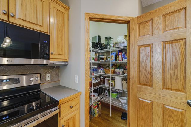 15353 Eagles Ridge NW, Prior Lake, MN 55372