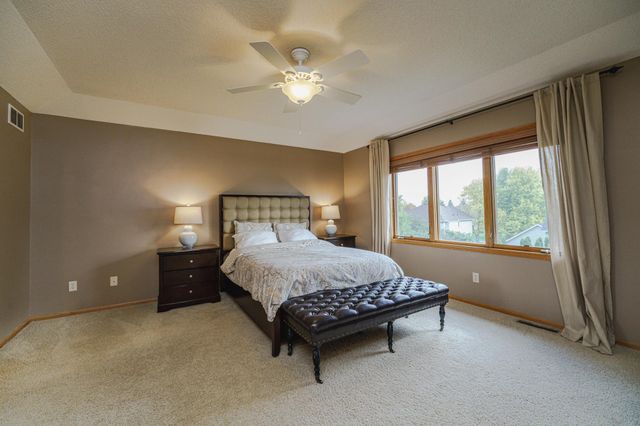 15353 Eagles Ridge NW, Prior Lake, MN 55372