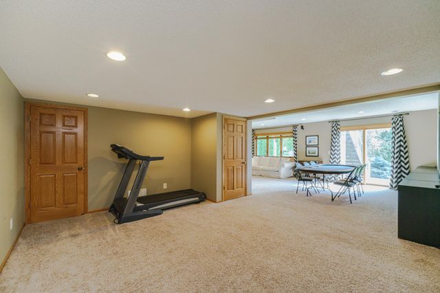 15353 Eagles Ridge NW, Prior Lake, MN 55372