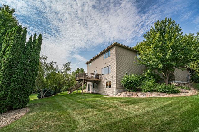 15353 Eagles Ridge NW, Prior Lake, MN 55372