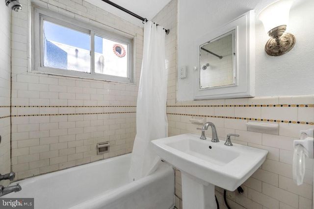 244 WABASH AVE, Lansdowne, PA 19050