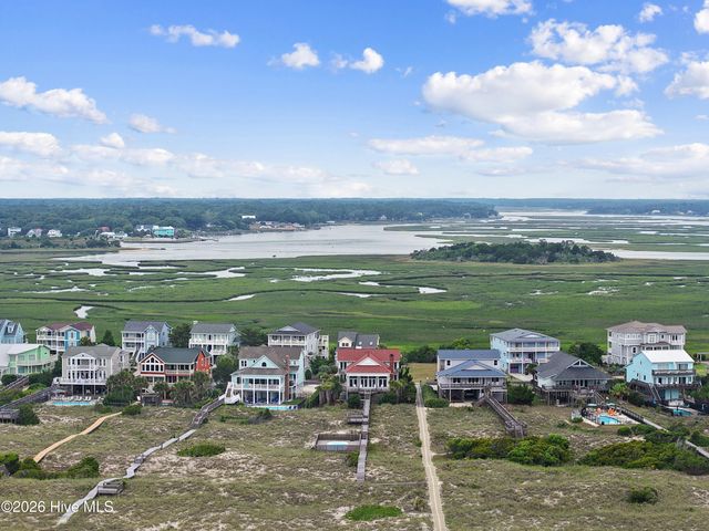 1307 Ocean Boulevard W, Supply, NC 28462