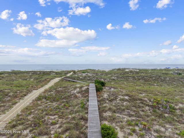 1307 Ocean Boulevard W, Supply, NC 28462