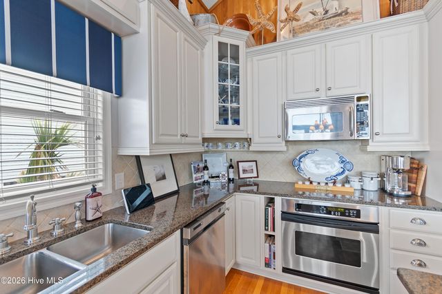 1307 Ocean Boulevard W, Supply, NC 28462