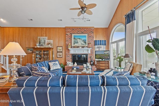 1307 Ocean Boulevard W, Supply, NC 28462