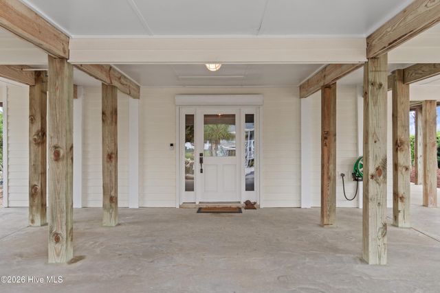 1307 Ocean Boulevard W, Supply, NC 28462