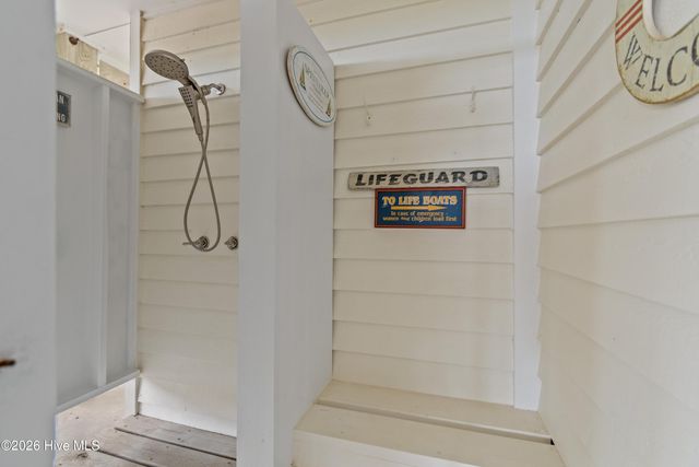 1307 Ocean Boulevard W, Supply, NC 28462