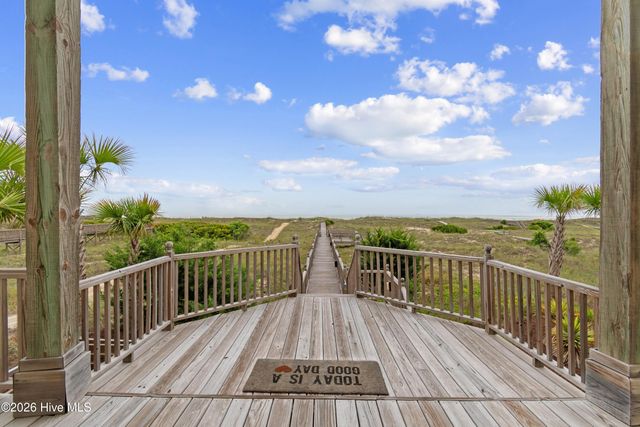 1307 Ocean Boulevard W, Supply, NC 28462