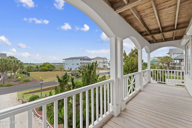 1307 Ocean Boulevard W, Supply, NC 28462