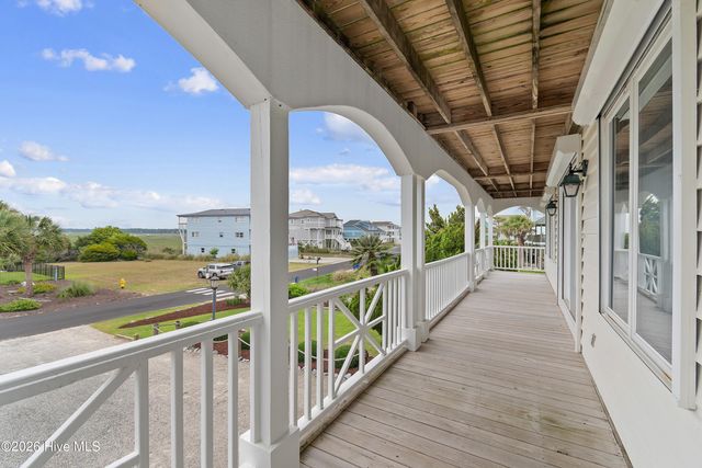 1307 Ocean Boulevard W, Supply, NC 28462