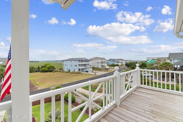 1307 Ocean Boulevard W, Supply, NC 28462