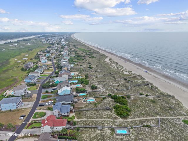 1307 Ocean Boulevard W, Supply, NC 28462