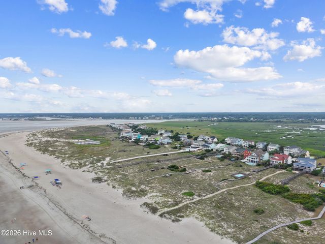 1307 Ocean Boulevard W, Supply, NC 28462