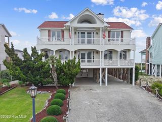 1307 Ocean Boulevard W, Supply, NC 28462