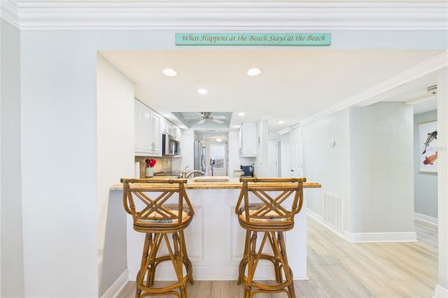 2727 N HIGHWAY A1A 304, Indialantic, FL 32903