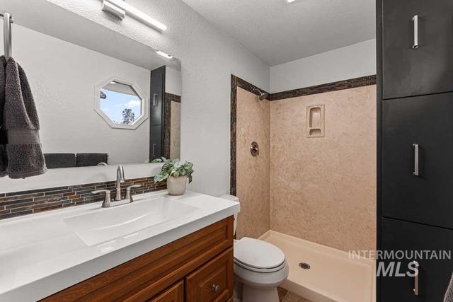 5771 Battlement Ct, Boise, ID 83703