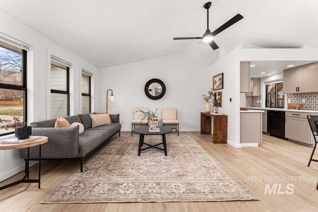 5771 Battlement Ct, Boise, ID 83703