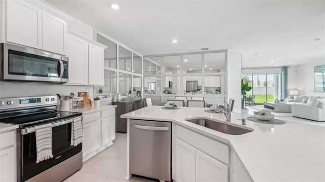 32716 RUSTIC RISE ROAD, San Antonio, FL 33576