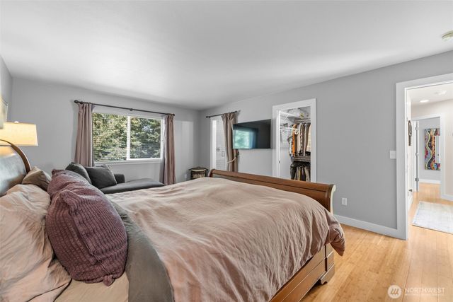 19109 206th Street E, Orting, WA 98360