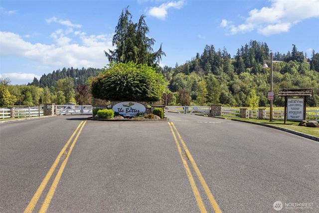 19109 206th Street E, Orting, WA 98360