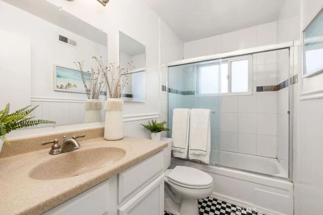 10166 Disney, Huntington Beach, CA 92646